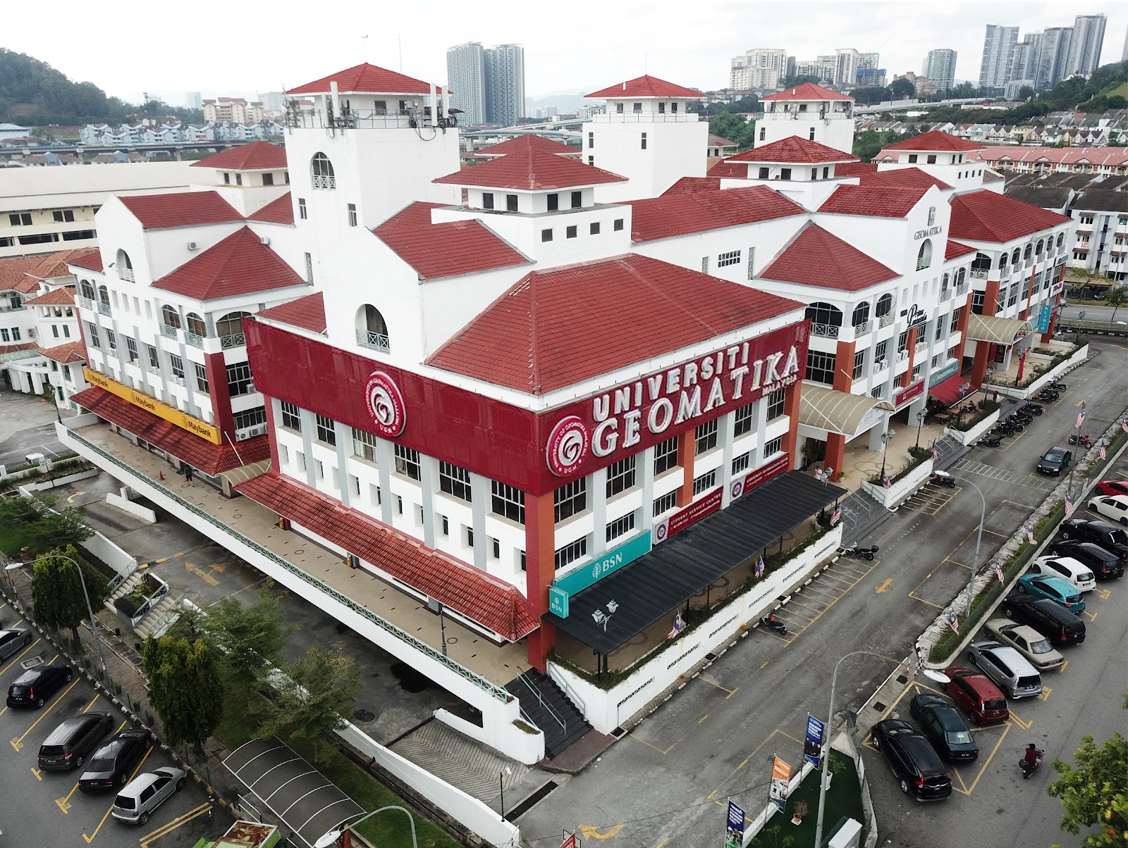 Campus thumbnail 1